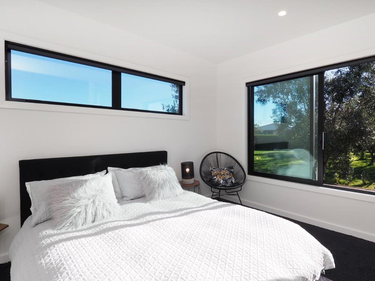 Pinot Longbox - Martinborough Holiday Home מראה חיצוני תמונה