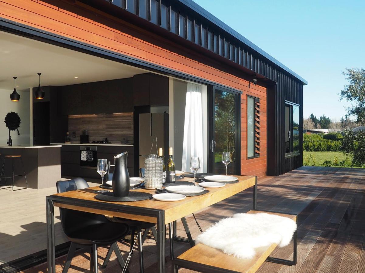 Pinot Longbox - Martinborough Holiday Home מראה חיצוני תמונה