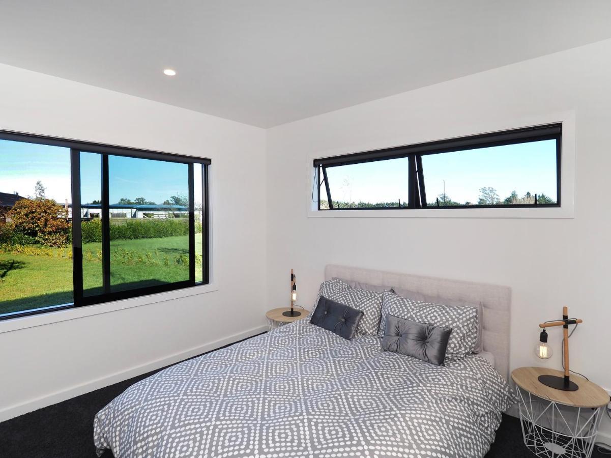Pinot Longbox - Martinborough Holiday Home מראה חיצוני תמונה